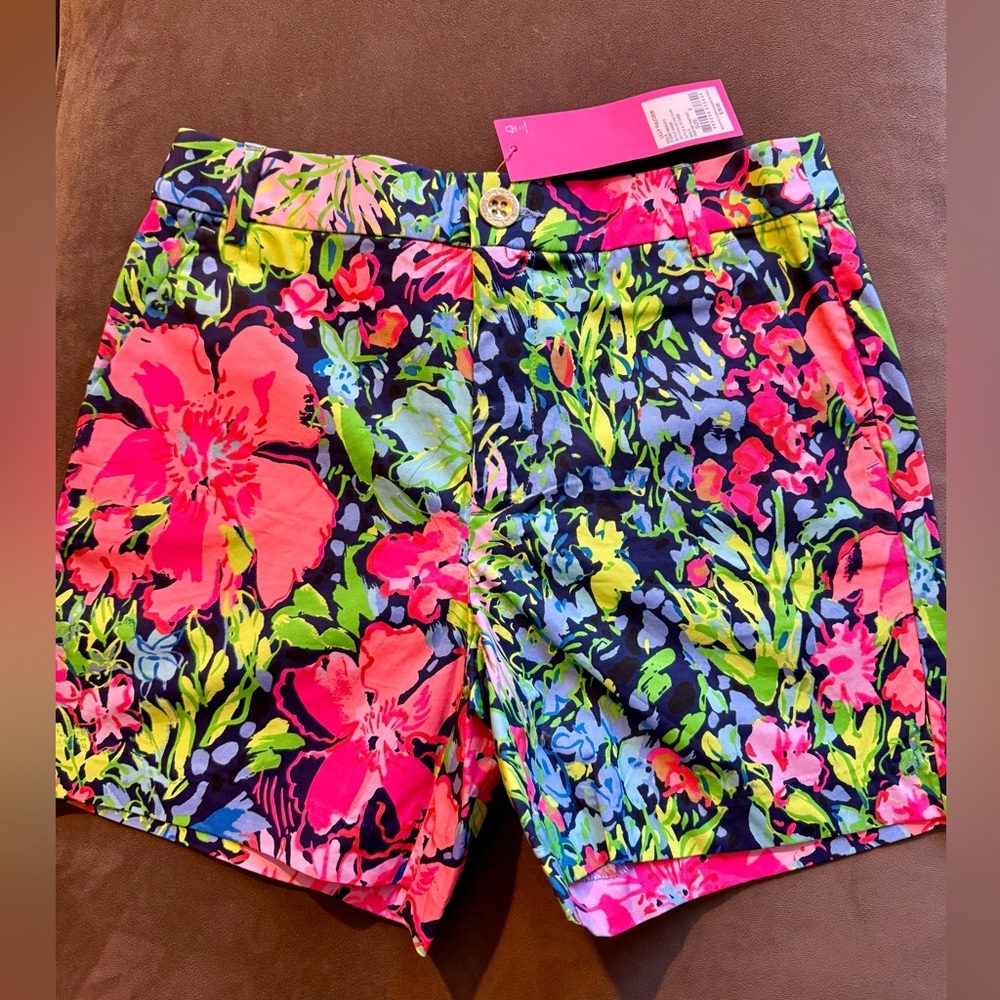 NWT Lilly Pulitzer Gretchen High Rise Short in Festive Fantasy size 0